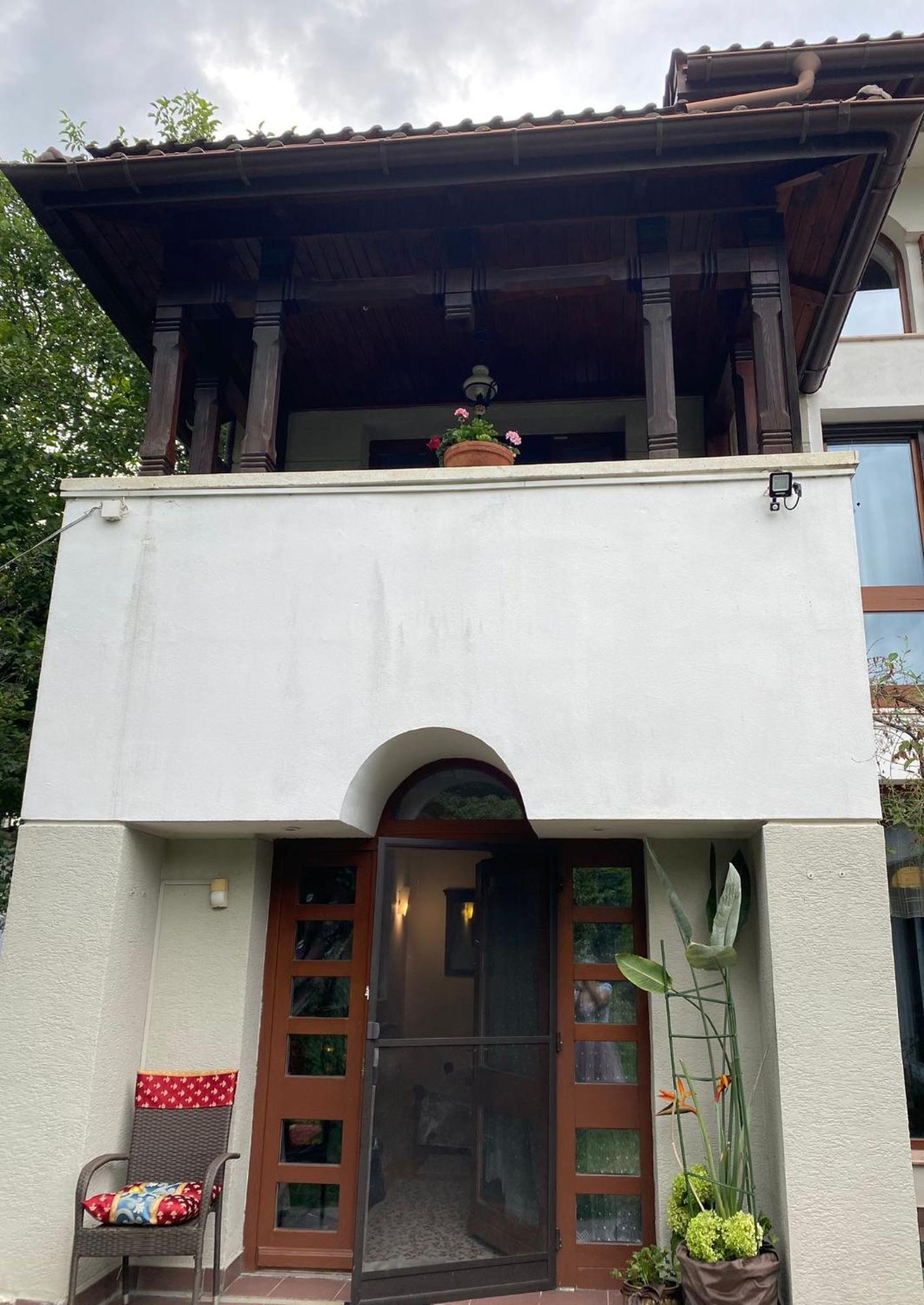 Rapsodia Pension Suceava Exterior foto
